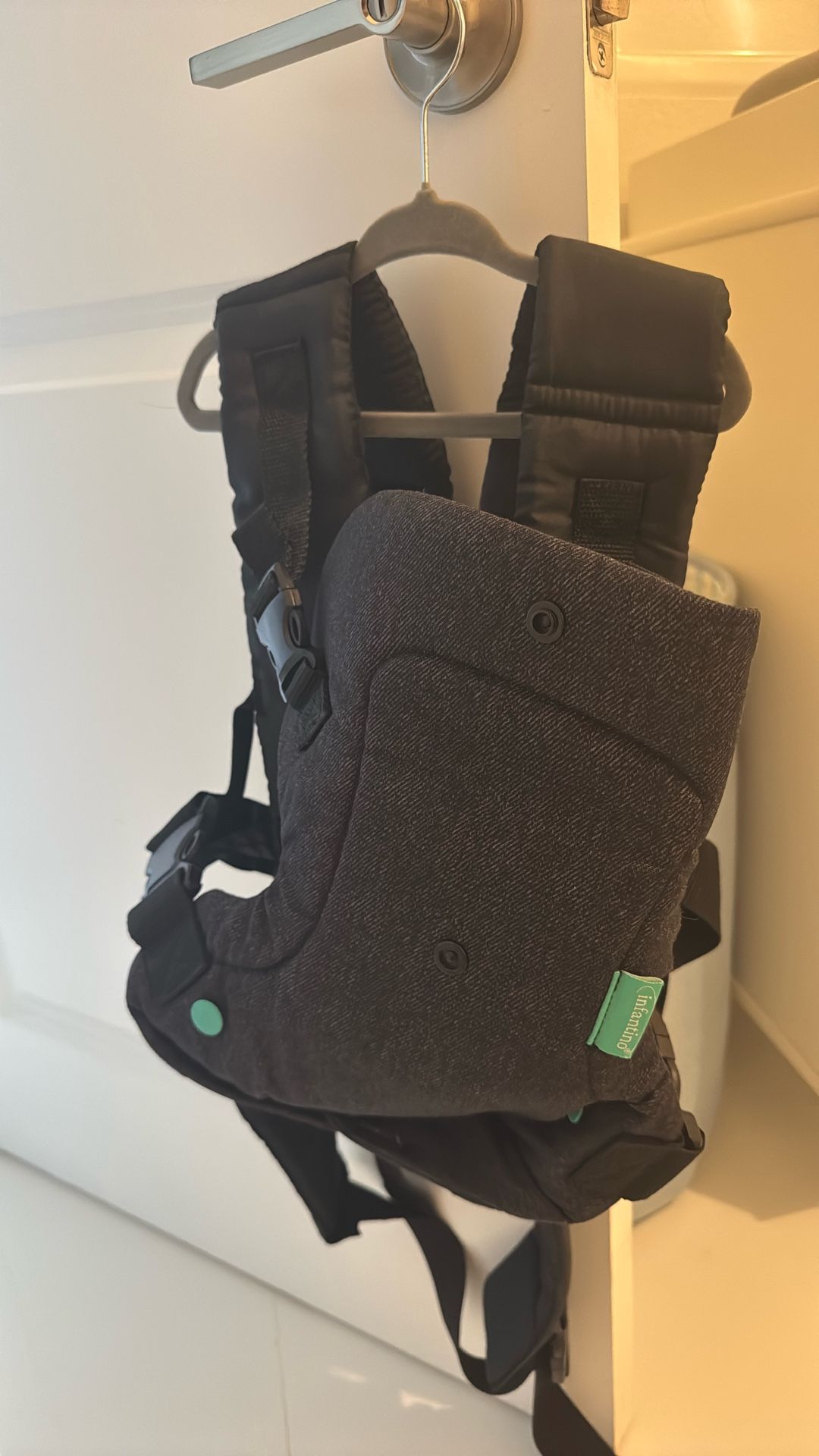 Infantino 4-1 Carrier