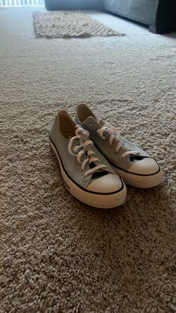 Converse shoes (New)