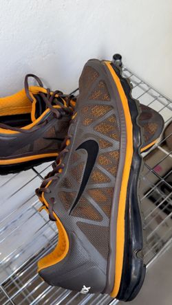 EUC NIKE AIR MAX + 2011 IRONSTONE-BLACK-ORANGE PEEL SZ US 13 -