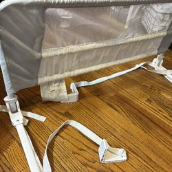 Munchkins Kids Bed Rail