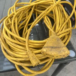 100 Feet Extension Cord