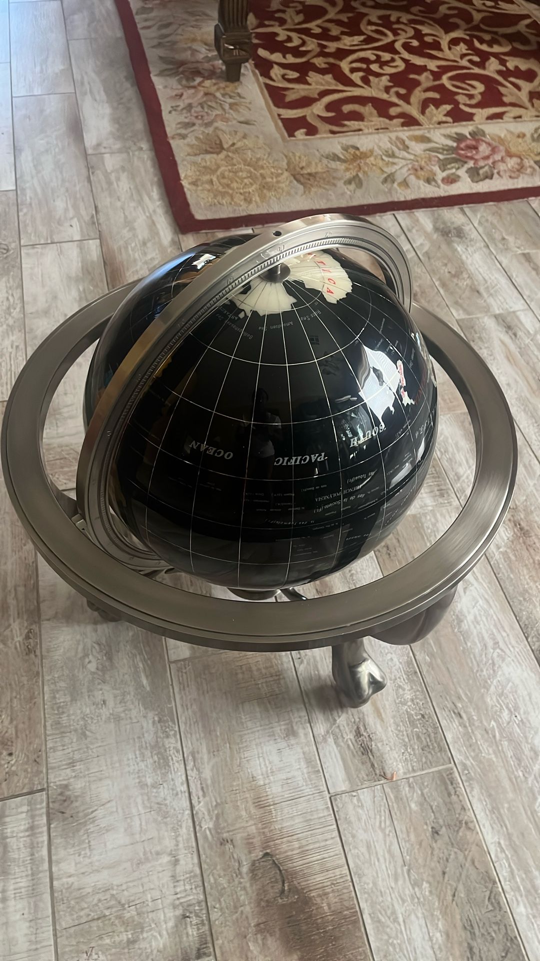 World Globe 🌎 Navy Color 