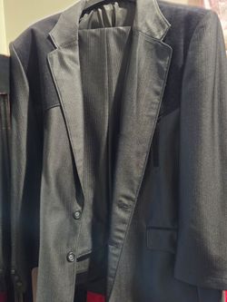 Traje Negro  Nuevo/ Black Suit