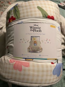 Winnie the Pooh comforter full/queen
