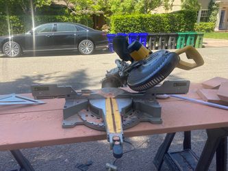 Dewalt 10in miter saw