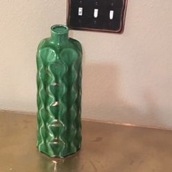 Super cute vase 17" in height