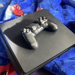 PS4 slim