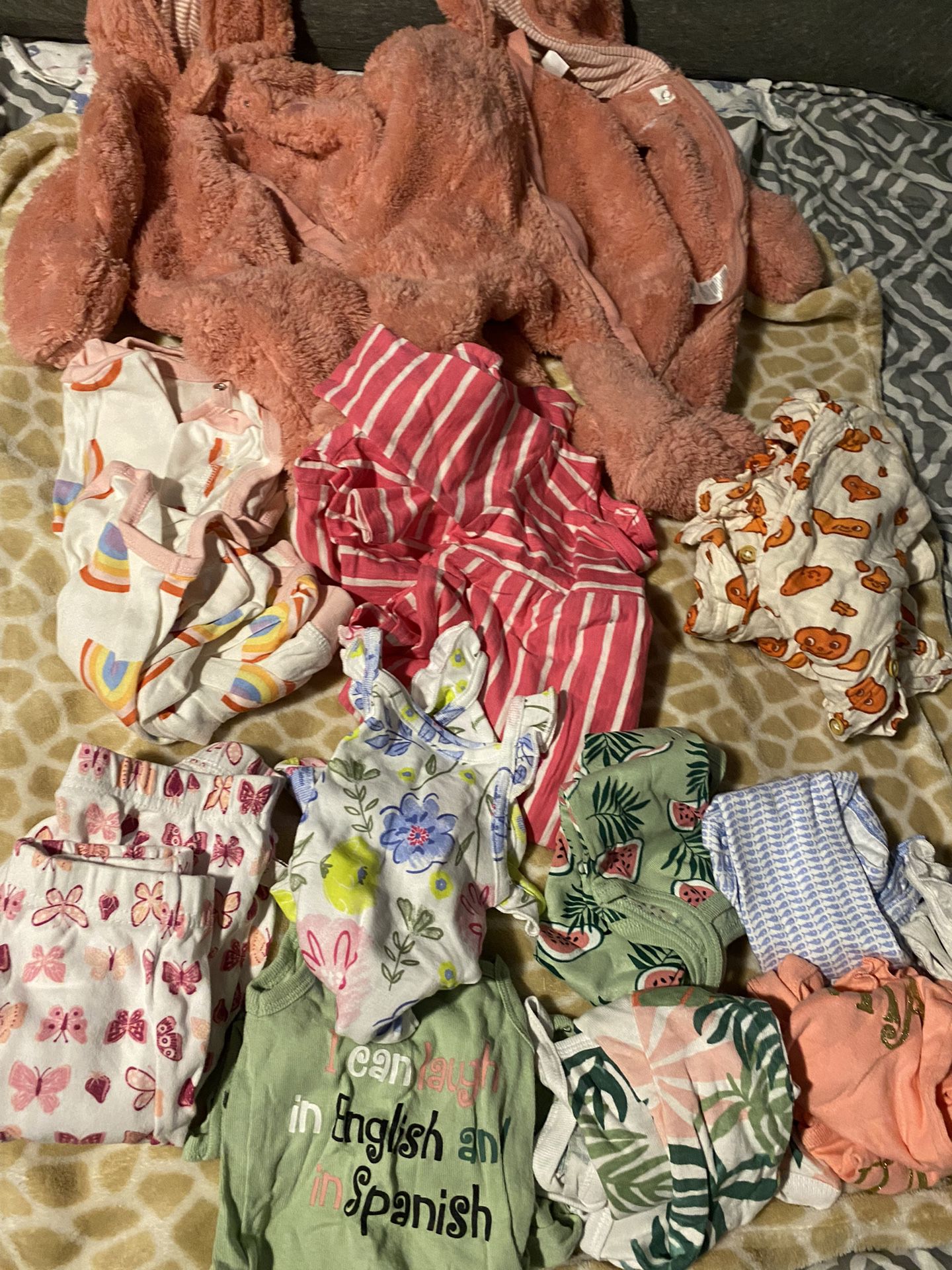 Gender Neutral And Baby Girl Clothes 