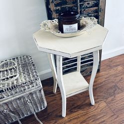 Table/Plant Stand 