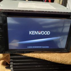 Kenwood Stereo Bluetooth Cd USB DVD 