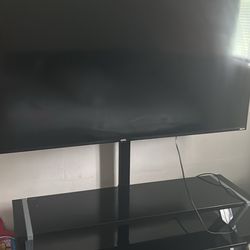65 Inc Tv With Table