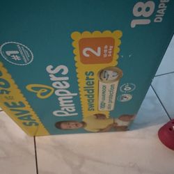 Size 2 Diapers (Pampers) Pack Of 180