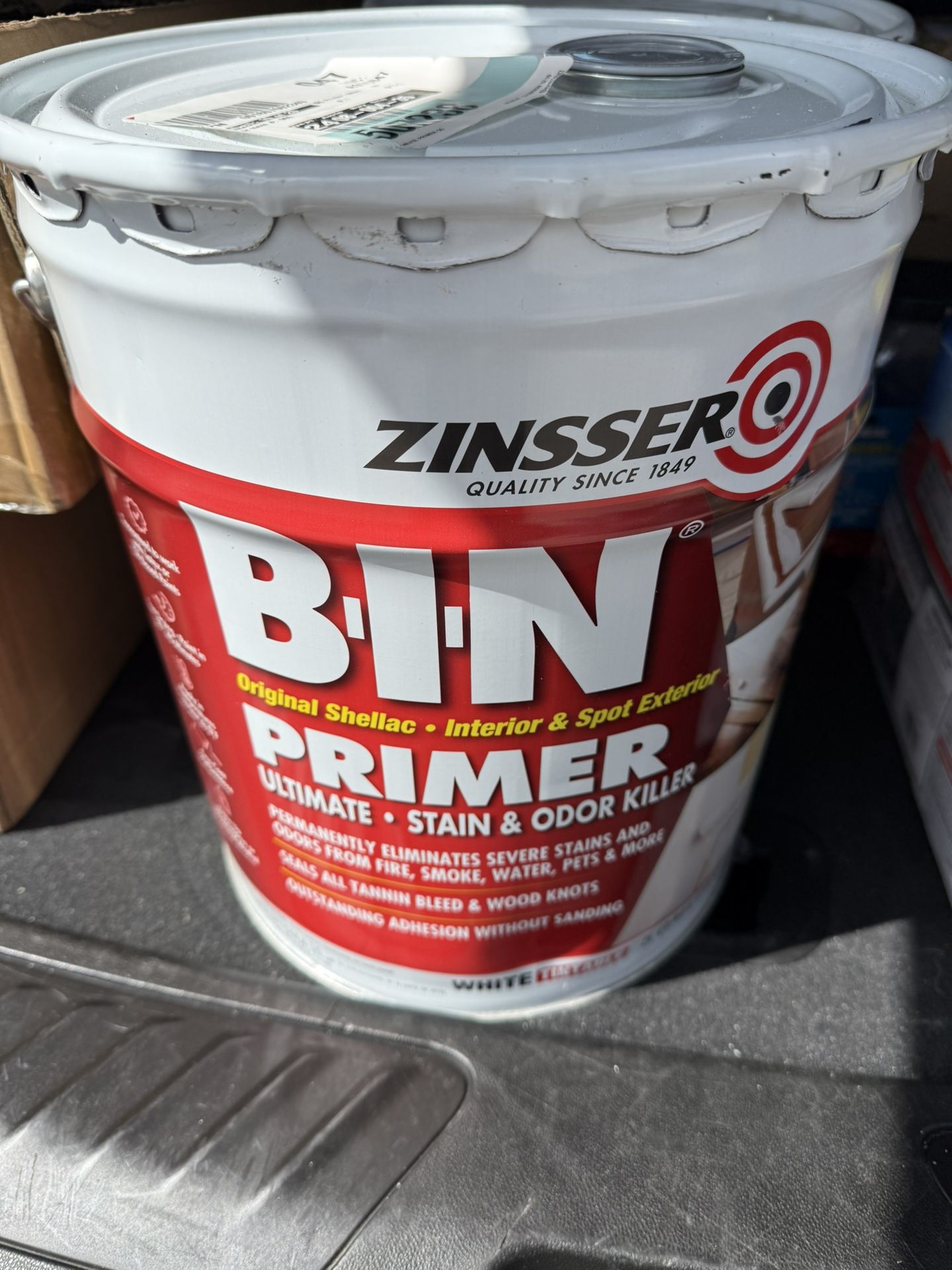 Zinsser 5 gal. B-I-N Shellac-Based White Interior Primer and Sealer