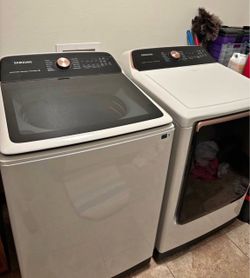Samsung Washer and Electric Dryer Set