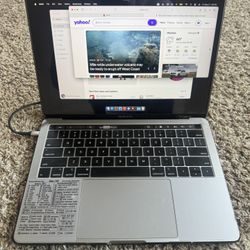 2019 Apple MacBook Pro with Touchscreen, 1.4GHz Intel Core i5 (13 inch, 8GB RAM, 128GB SSD) - Space Gray 