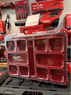 Milwaukee PACKOUT 11-Compartment Impact Resistant Portable Small Parts Organizer
