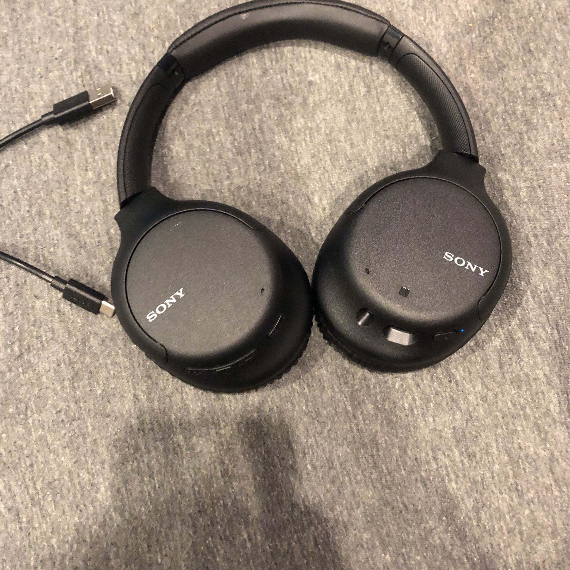 Sony Noise Canceling Headphones