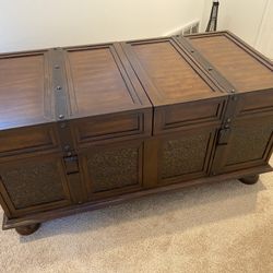 Cedar Chest / Hope Chest / Coffee Table