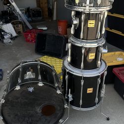 Yamaha Rock Tour Custom Drum Set