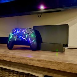 Nintendo Switch Oled With Dock And Pro Controller ***please Read Full Description*