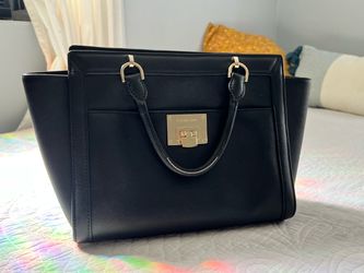 Gorgeous Michael Kors Purse & Wallet