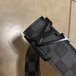 NOT AUTHENTIC Size 28-36