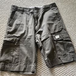 Levi’s Cargos Shorts