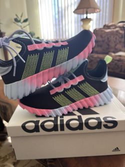 Adidas Kaptir Flow Kids Size 5.5
