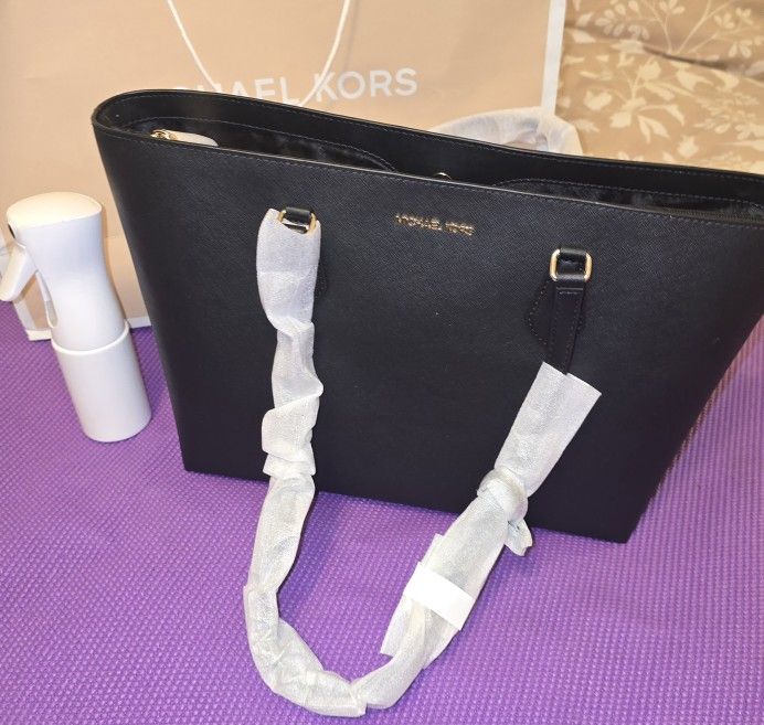 Michael Kors Handbag Purse - Sheila