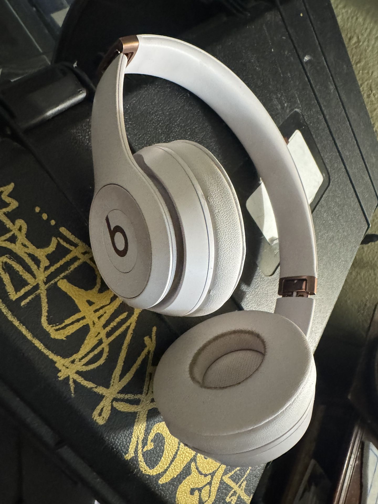 Beats Solo 4