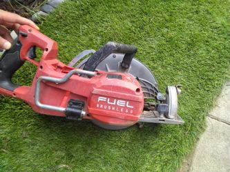 Milwaukee circular saw 7 1/4 M18 Fuel