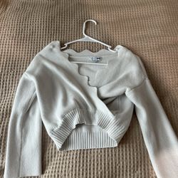 Cropped Sweater 