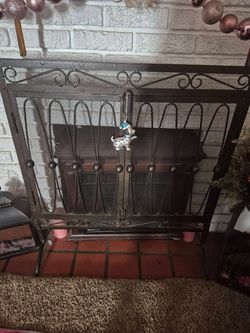 Fireplace screen