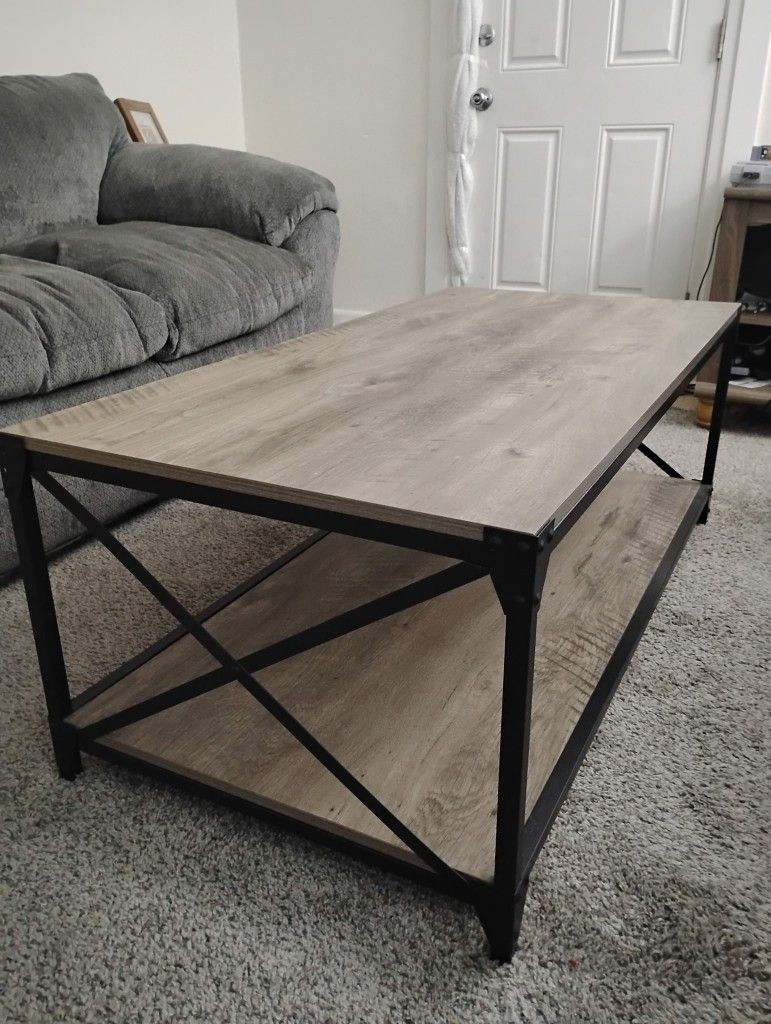 Coffee Table and End Table Set