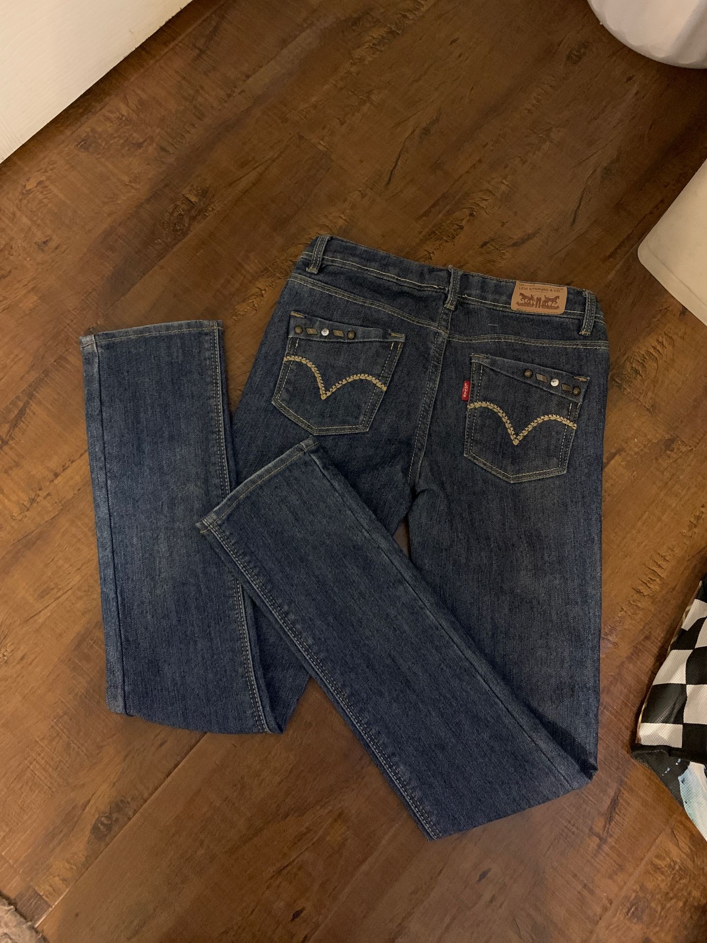 Levis pants