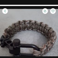 Custom Paracord Bracelets 