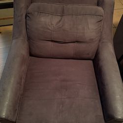 Free Single Chair Used