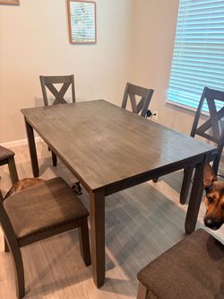 Dining room table