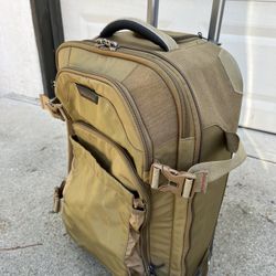 24” Luggage / Case / Spinner - Premium Briggs & Riley