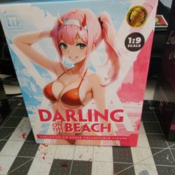 Darling On The Beach 