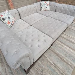 Pottery Barn Modular Sectional Couch, DELIVERY AVAILABLE!!