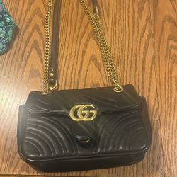 Women’s Gucci Purse 