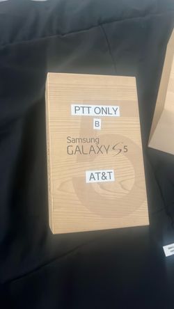 Samsung Galaxy S5 AT&T in Box