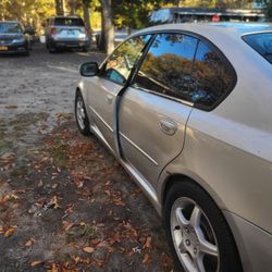 2005 Subaru Legacy 