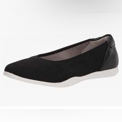 Cliffs by WHITE MOUNTAIN Black Slip-On Flats