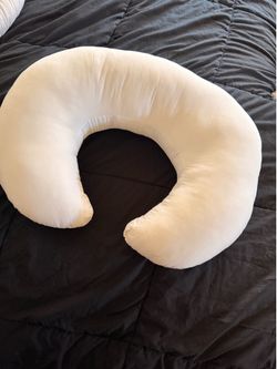 Nursing pillow