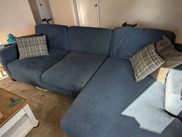 Modern Sectional Sofa – Upgraded Cushions