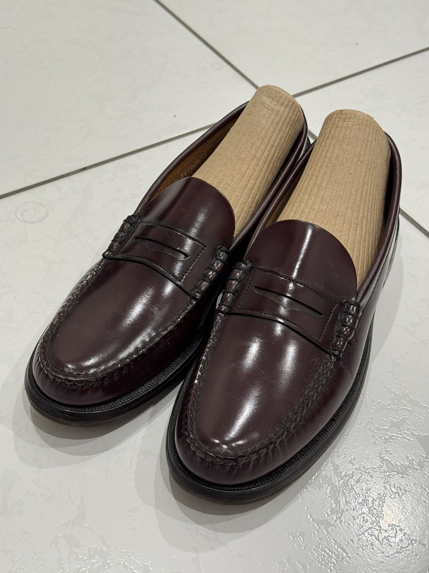 Sebago Genuine Leather