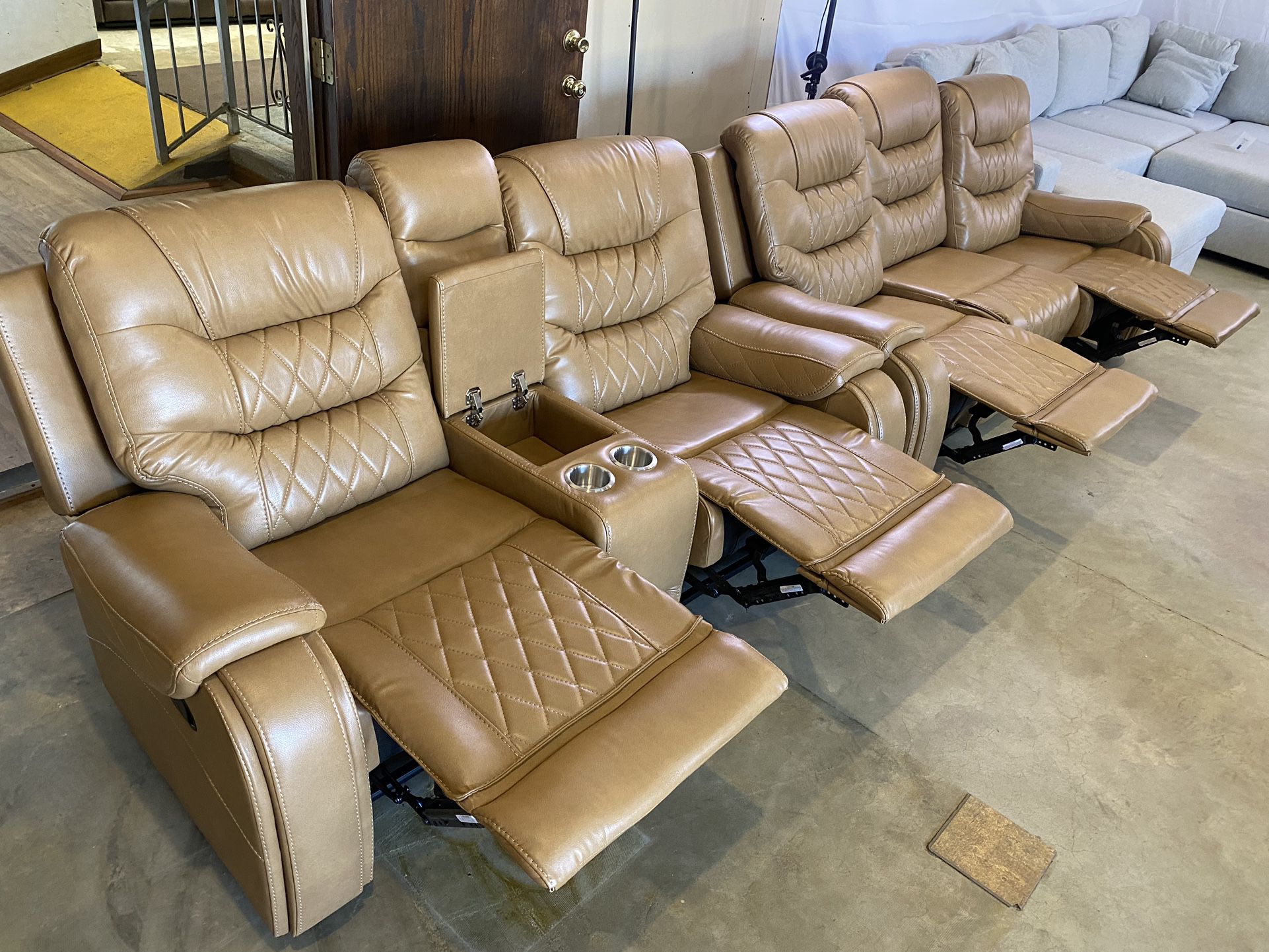 FREE DELIVERY AND INSTALLATION - NEW IN BOX! Sofa and Loveseat! Caramel Color Leather Recliners