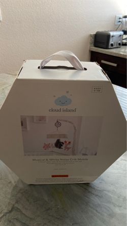 Cloud island musical crib mobile !